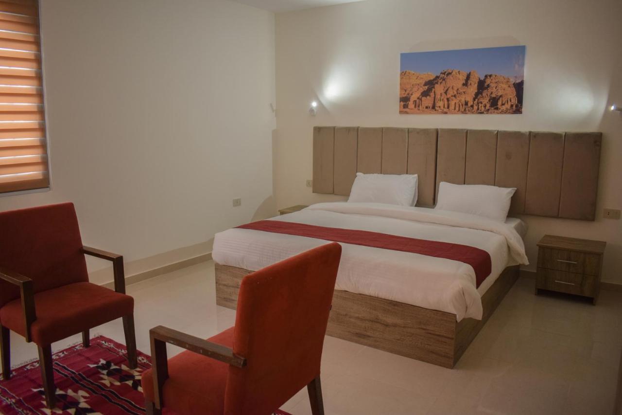 Twilight Hotel Petra Wadi Musa Esterno foto